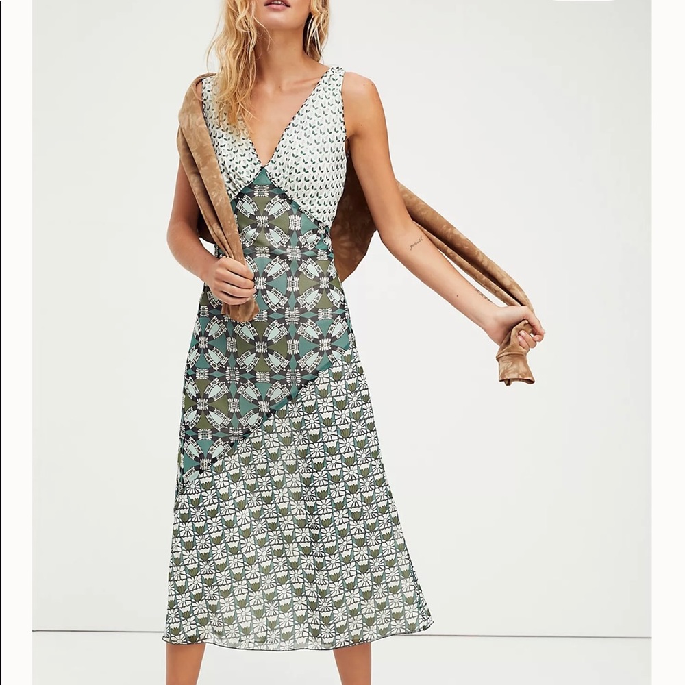 Anna Sui for Free People Blooming Buds printed midi dress 👗